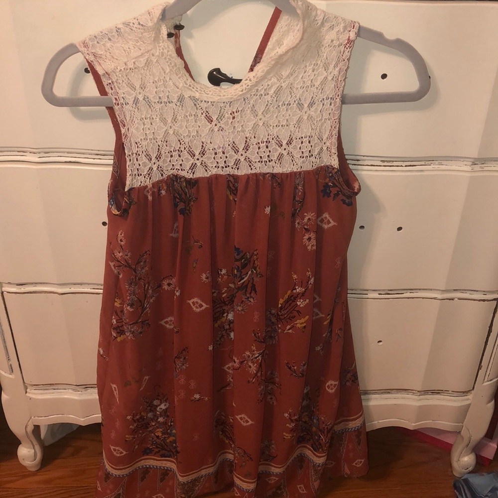 Dress - Picture 2 of 5